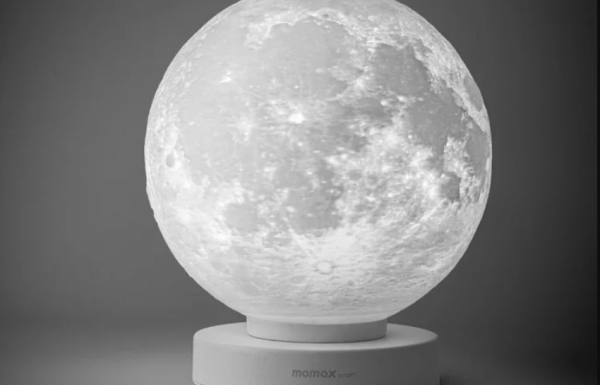 Momax IL2S Moon IoT 智能月球燈 (現貨發售)